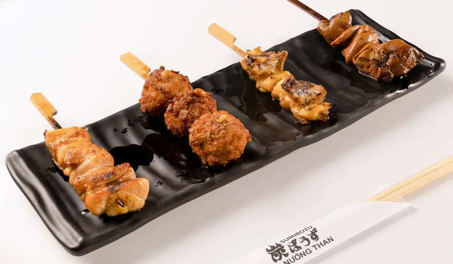 Panduan Lengkap Memilih Peralatan Makan untuk Restoran Satay & Grilled Skewers: Material Tahan Panas, Desain Autentik, dan Strategi Presentasi yang Menggugah Selera