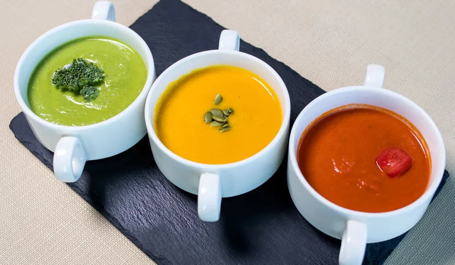 Panduan Lengkap Memilih Peralatan Makan untuk Restoran Soup & Broth: Material Tahan Panas, Ukuran Mangkuk, dan Strategi Presentasi yang Menggugah Selera