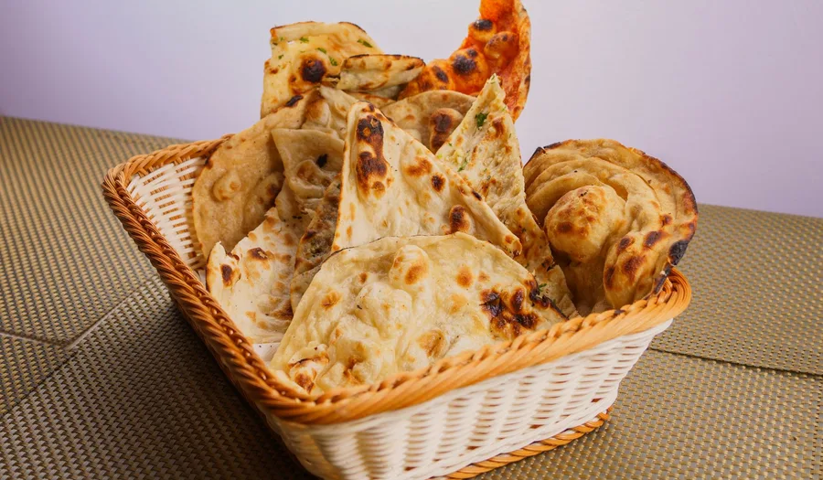 Panduan Lengkap Memilih Peralatan Makan untuk Restoran Roti Lapis: Material, Ukuran, dan Strategi Presentasi yang Menggugah Selera
