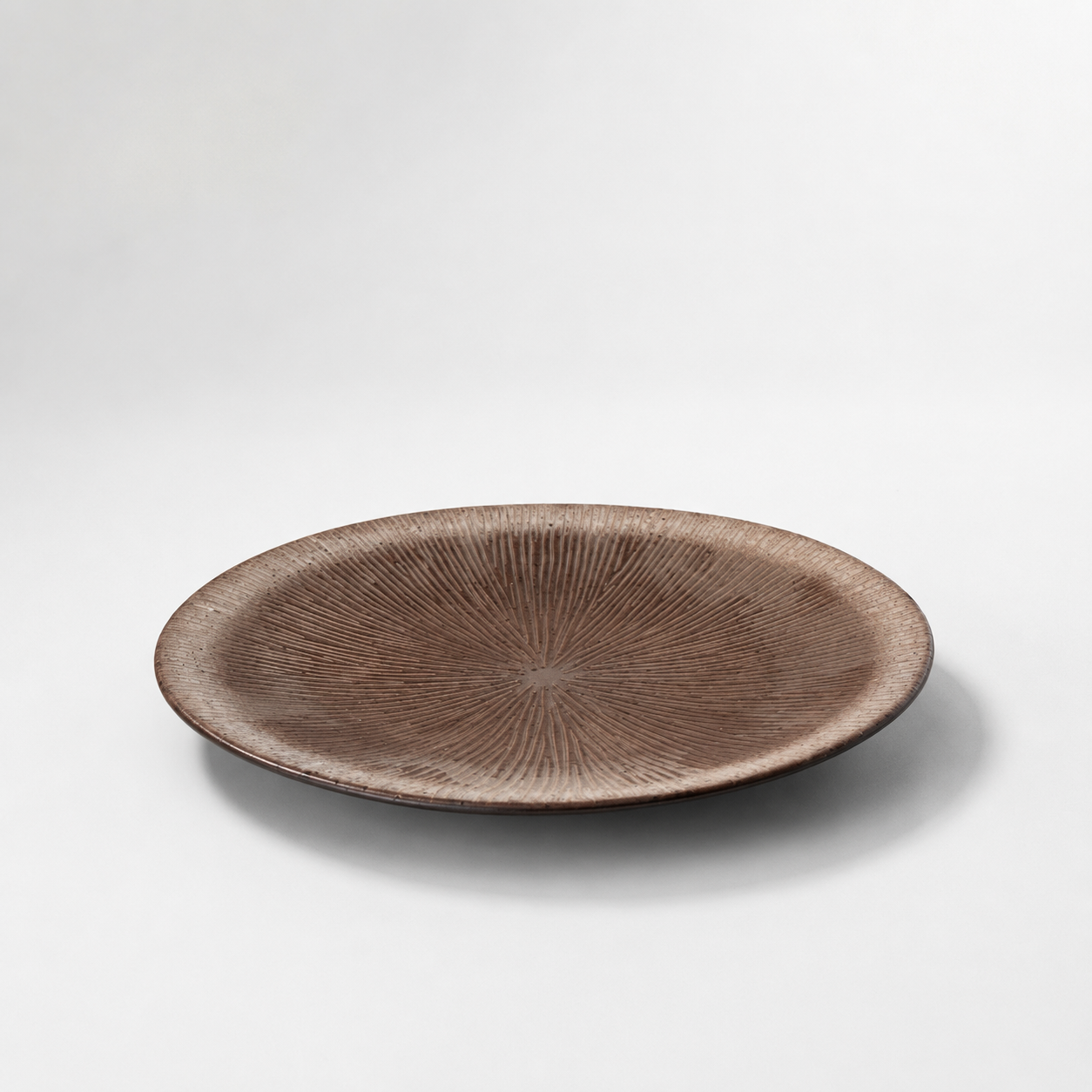 Atelier Black Oilbase Mohs Brown Salad Plate 21 cm