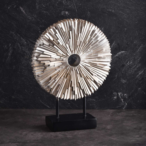Asterisk Bronze Table Décor 3