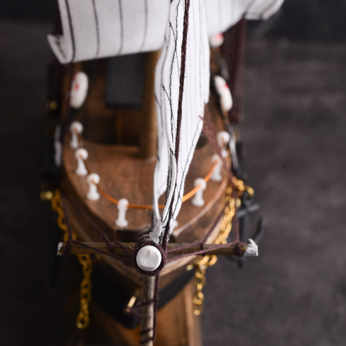 Miniature Sailing Ship Room Décor 5