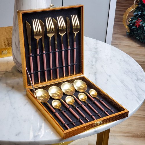 Fuscia Pink 16pcs Cutlery Gift Set