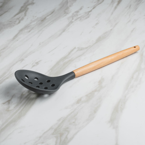 Woody Black Silicone Slotted Spoon 01 2