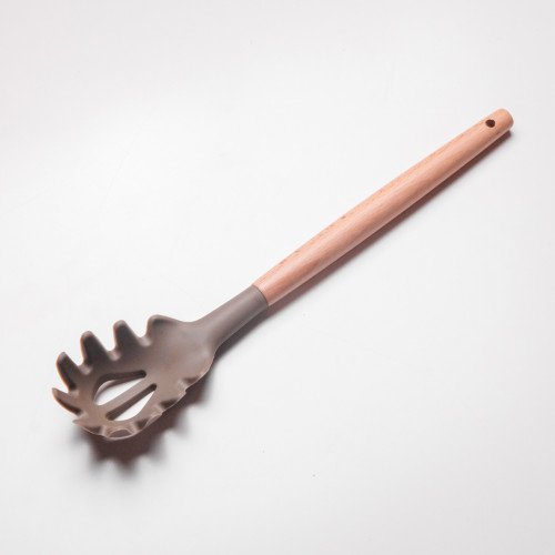 Mellow Brown Silicone Spaghetti Server 3