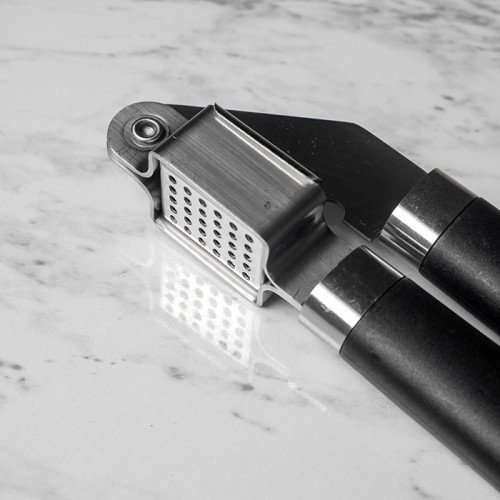 Garlic Press Onyx Handle 3