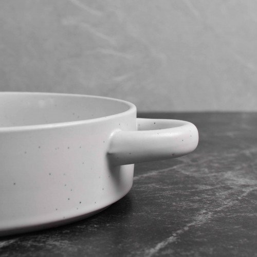 Groovy Beige Bowl with Handle 7.5" 6