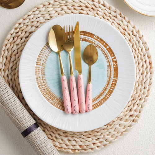 Marble Streaks Pink Table Spoon 4