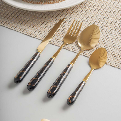 Marble Streaks Black Cutleries Set
