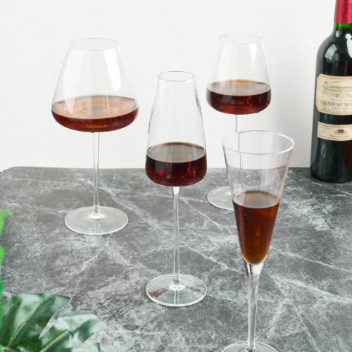 Concave Wine Glass 480ml 4