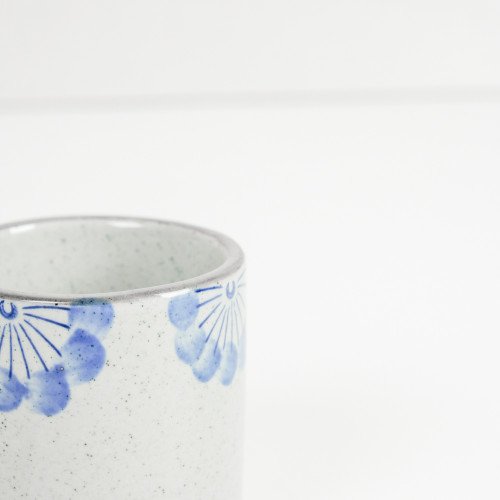 Ukiyo Tea Cup 150ml - Blue Petals 4