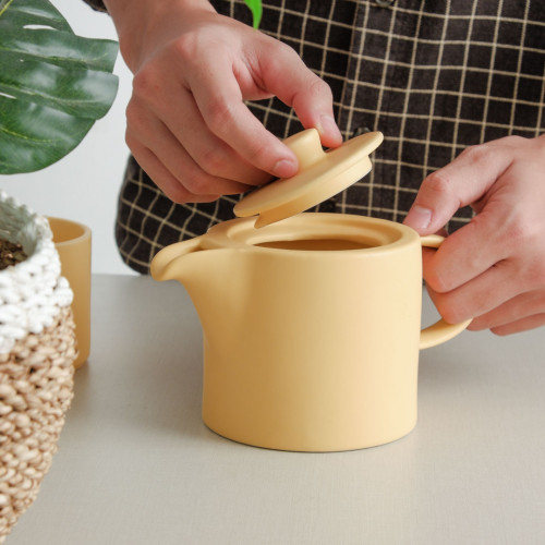 Colorant Teapot 600ml 4