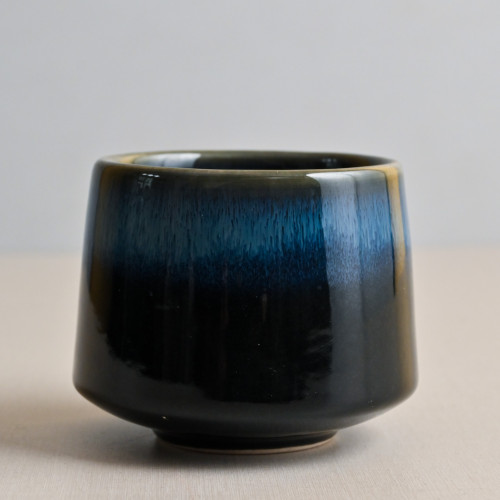 Han Tsutsu-Gata 225ml Teacup - Azure