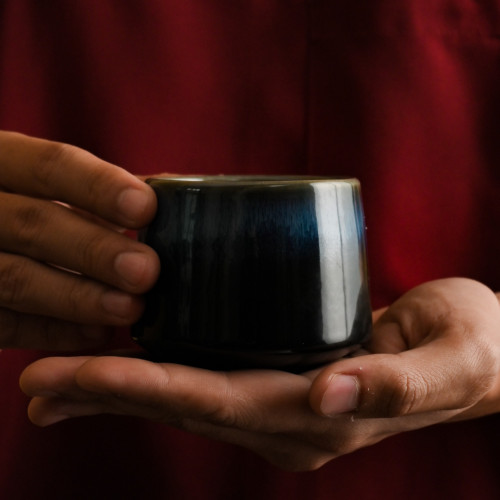 Han Tsutsu-Gata 225ml Teacup - Azure 5