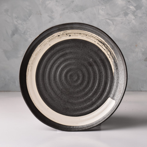 Black Embossed Dinner Plate 9"