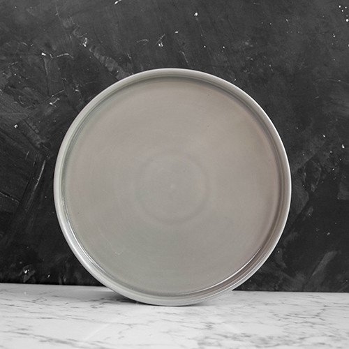 Dimgray Solitude Short Rim Plate 8"