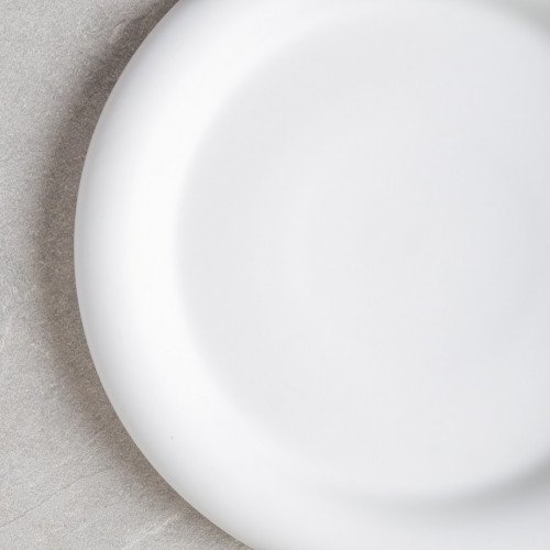 Snowdrop Glaze Presentation Plate 10" 5