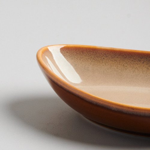 Umbra-Brown Triangular Salad Plate 6" 4