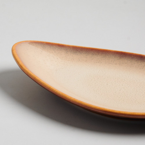 Umbra-Brown Triangular Dinner Plate 9" 2