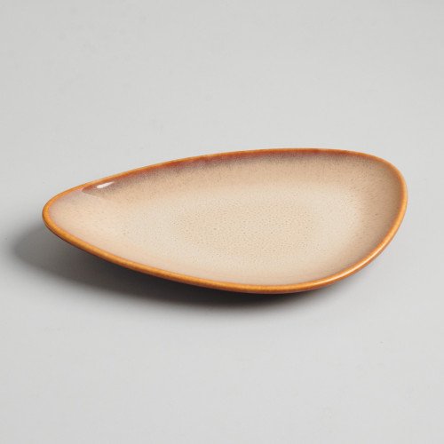 Umbra-Brown Triangular Dinner Plate 9" 5