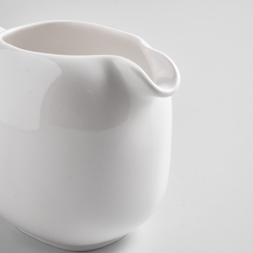 Ora White Creamer with Handle 30cl 2