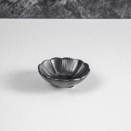 Ikebana Black Sauce Dish 8.5cm 2
